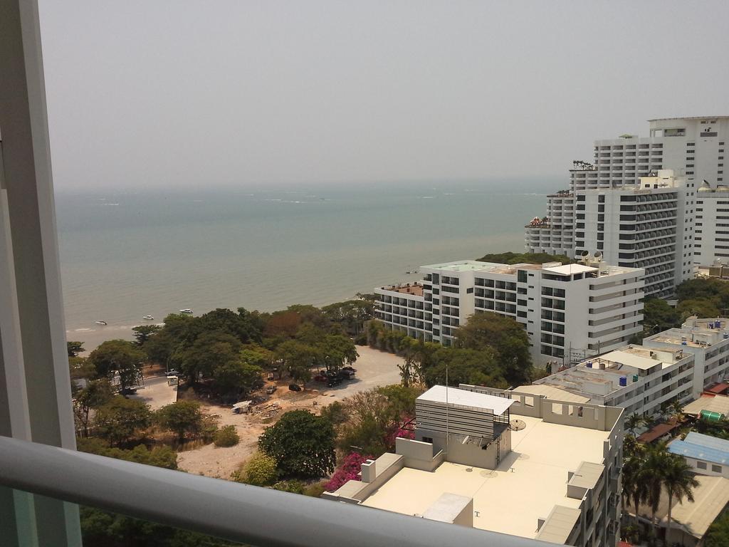 Cosy Beach View Apartments Pattaya Exterior foto