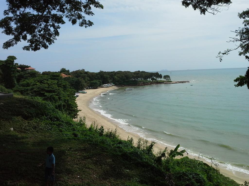 Cosy Beach View Apartments Pattaya Exterior foto